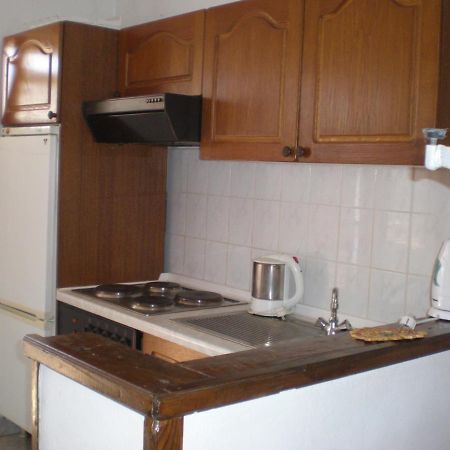 Apartments Pogacic Вир Екстериор снимка