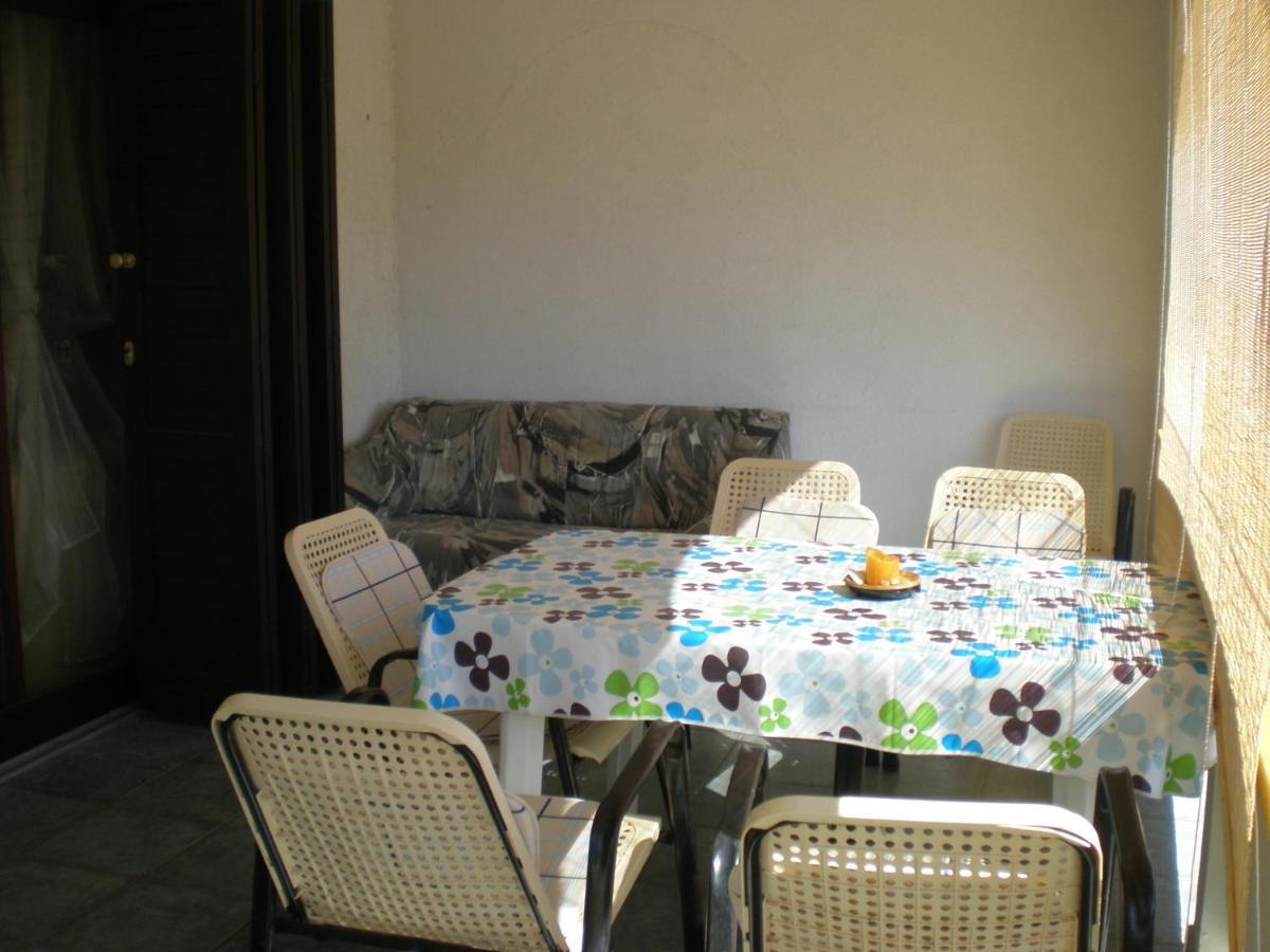 Apartments Pogacic Вир Екстериор снимка