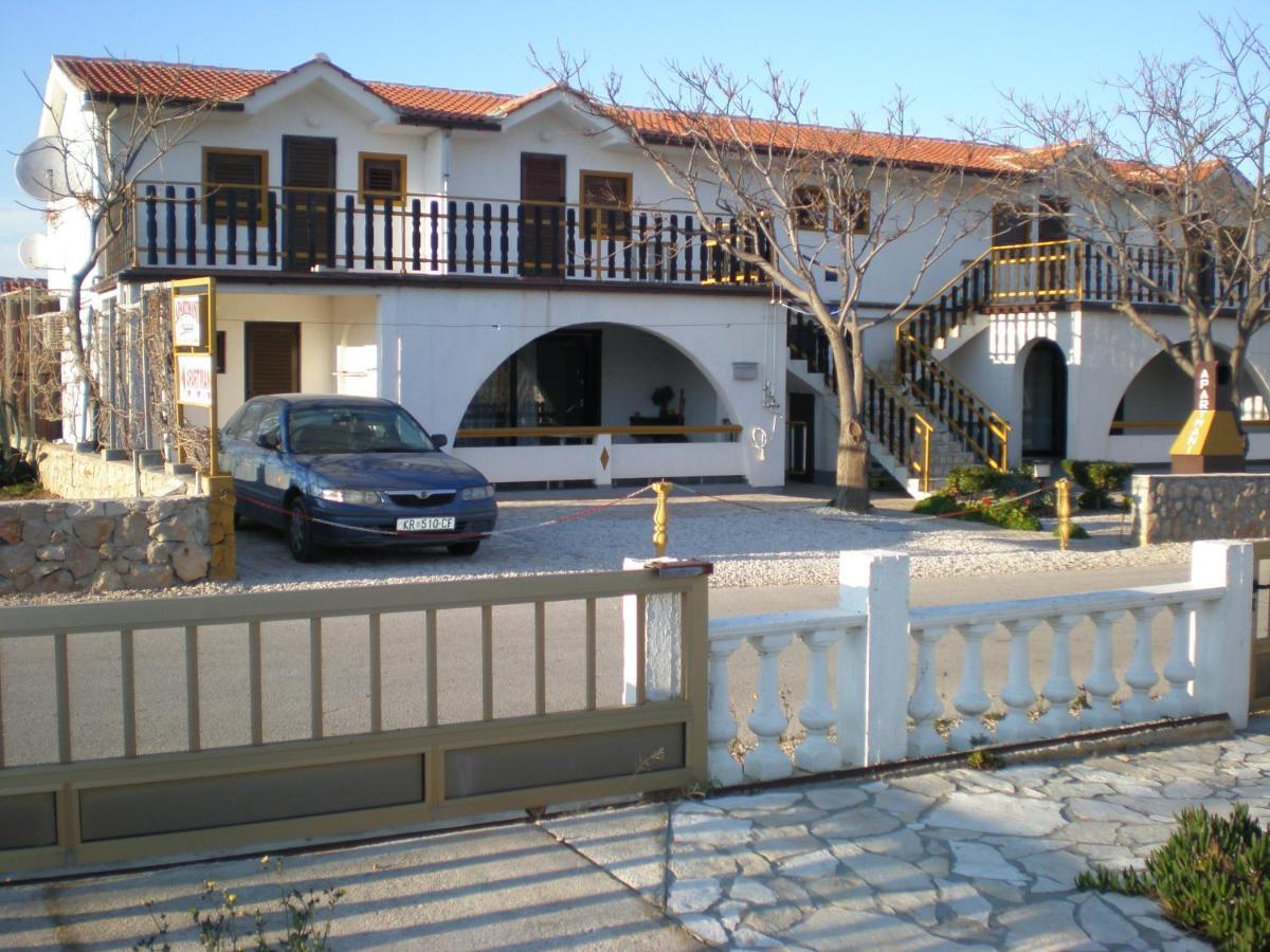 Apartments Pogacic Вир Екстериор снимка